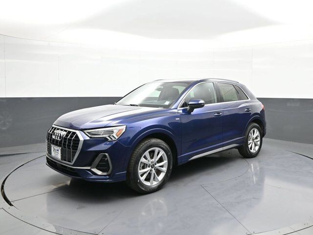 2023 Audi Q3 Premium Plus