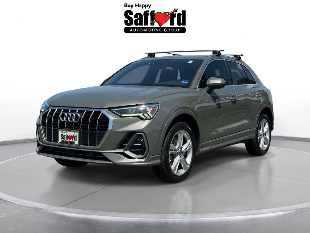 2022 Audi Q3 quattro S line Prem Plus 45 TFSI — photo 1 of 25