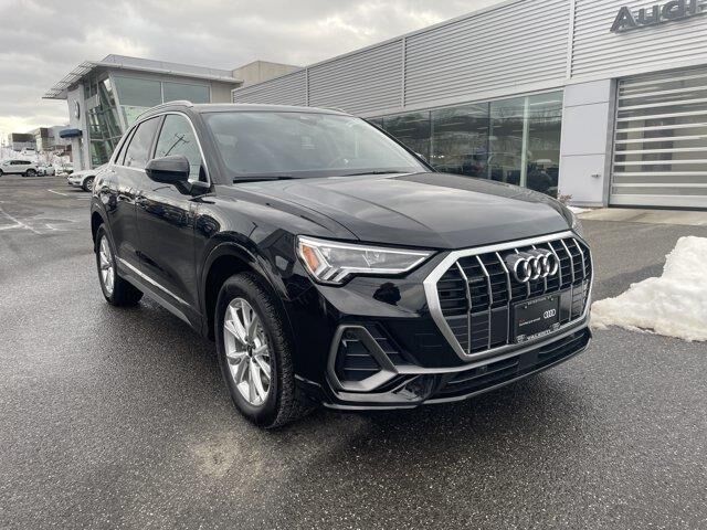2025 Audi Q3 quattro S line Prem Plus 45 TFSI