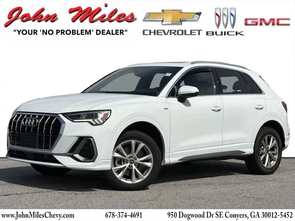 2022 Audi Q3 quattro S line Prem Plus 45 TFSI — photo 1 of 12