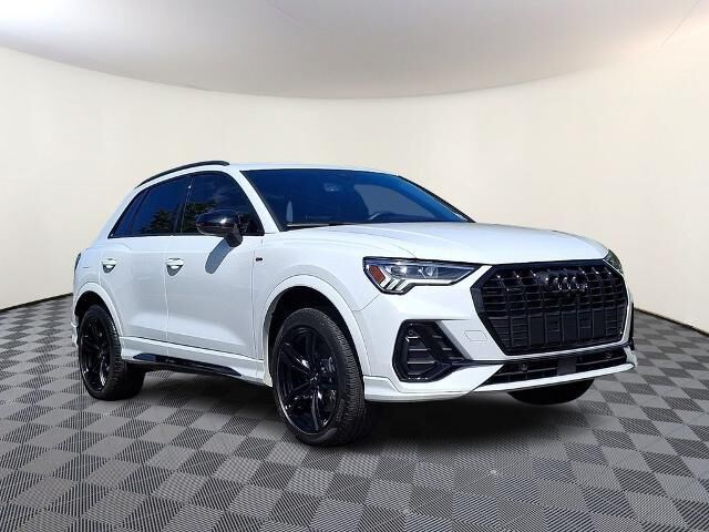 2025 Audi Q3 quattro S line Prem Plus 45 TFSI