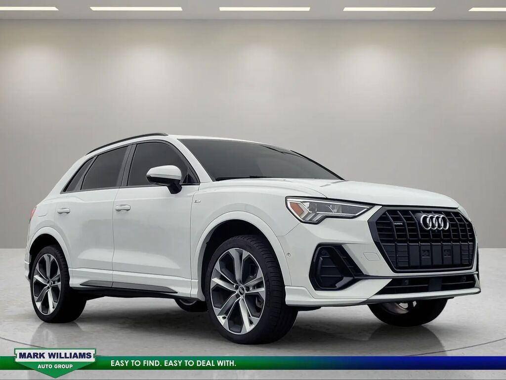 2021 Audi Q3 quattro S line Prem Plus 45 TFSI — photo 1 of 12