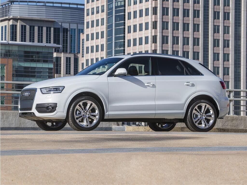 2015 Audi Q3 2.0T quattro Premium Plus — photo 1 of 14