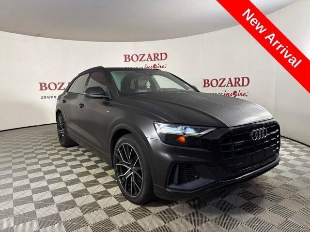 2021 Audi Q8 quattro Premium Plus 55 TFSI — photo 1 of 17