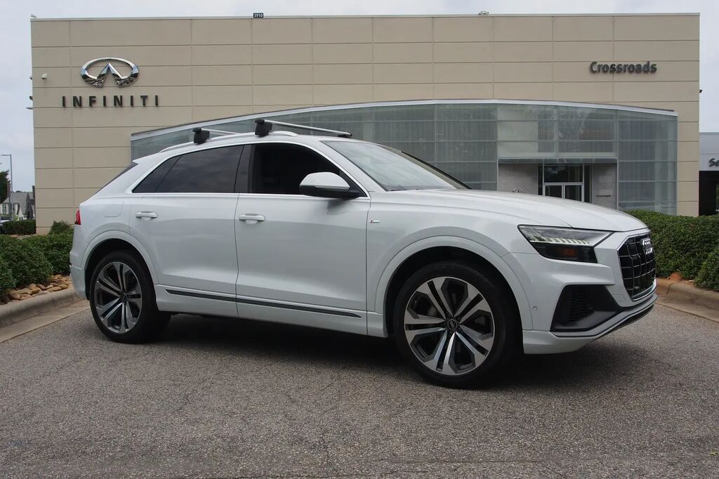 2022 Audi Q8 quattro Premium Plus 55 TFSI — photo 1 of 13