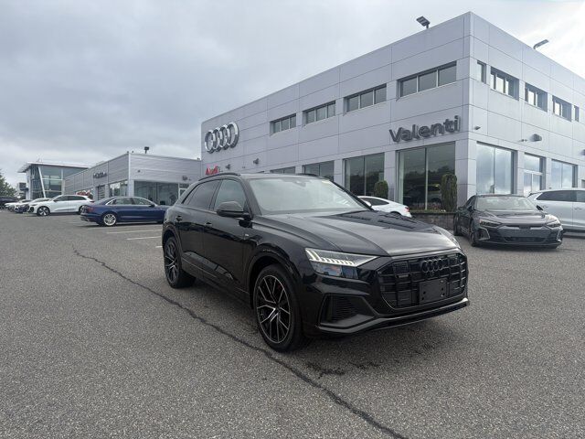 2023 Audi Q8 PREMIUM PLUS