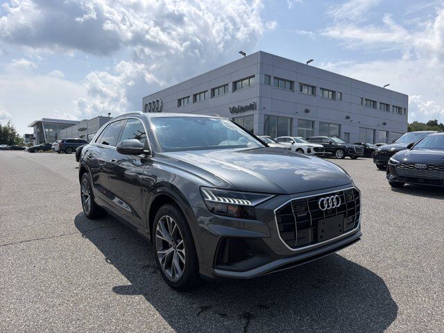 2023 Audi Q8 PREMIUM PLUS