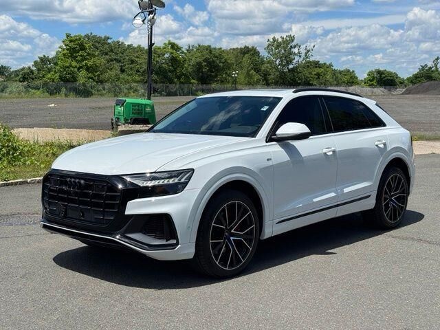 2023 Audi Q8 quattro Premium Plus 55 TFSI — photo 1 of 13