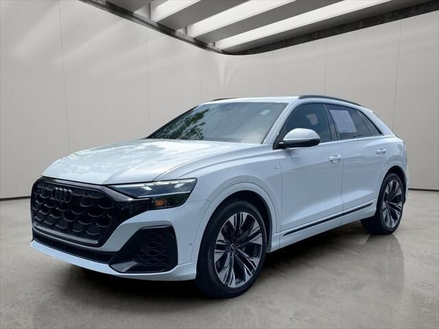 2026 Audi Q8 quattro Premium Plus 55 TFSI — photo 1 of 41