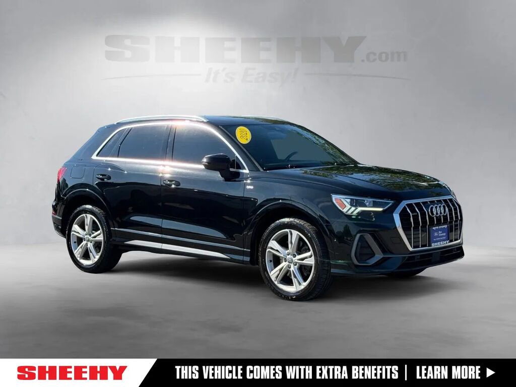 2020 Audi Q3 quattro S line Prestige 45 TFSI — photo 1 of 13
