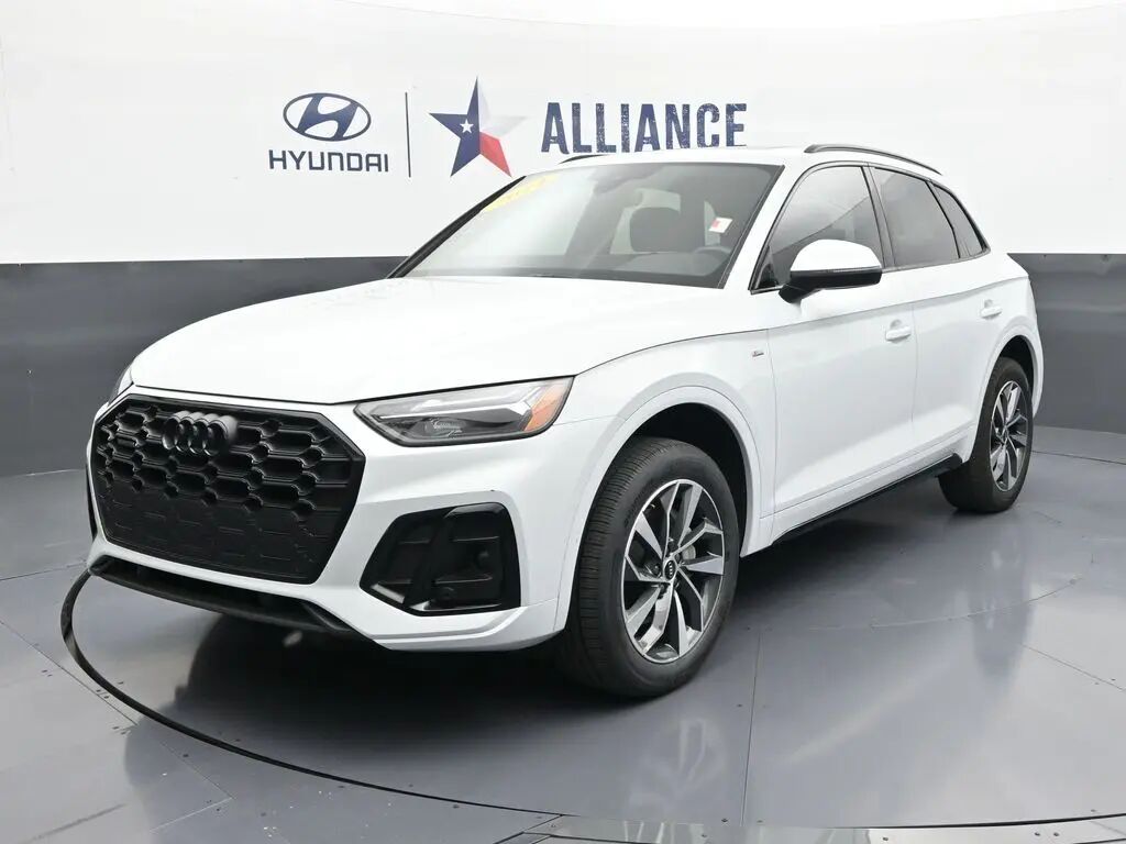 2024 Audi Q5 quattro S line Premium 45 TFSI — photo 1 of 13