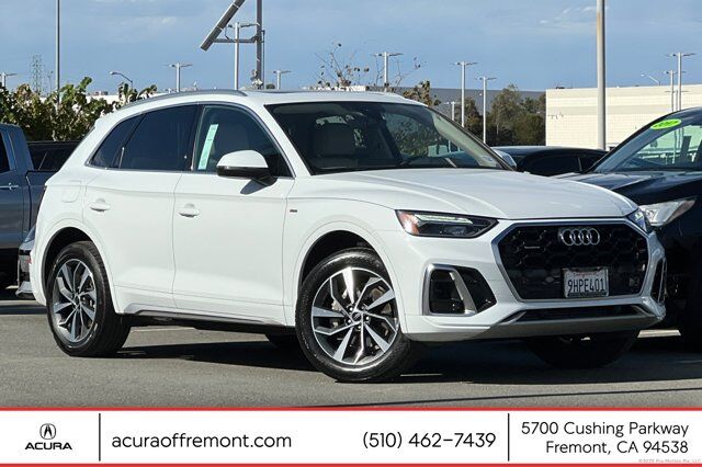 2023 Audi Q5 S line Premium