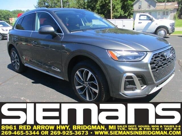 2023 Audi Q5 quattro S line Premium 45 TFSI — photo 1 of 13