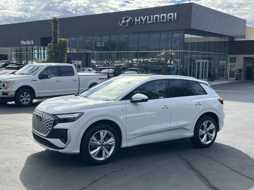 2023 Audi Q4 e-tron quattro Premium Plus 50 — photo 1 of 13
