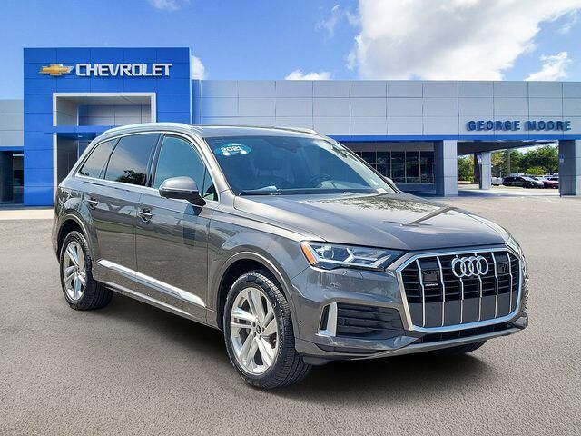 2021 Audi Q7 quattro Premium Plus 45 TFSI