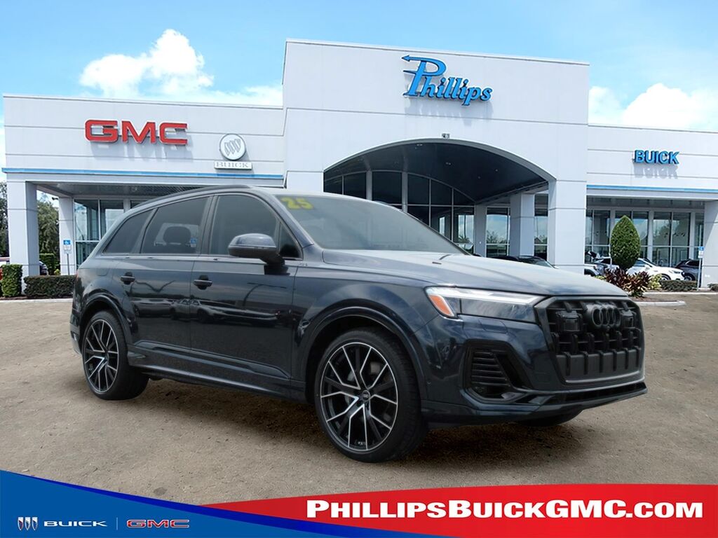 2025 Audi Q7 — photo 1 of 13