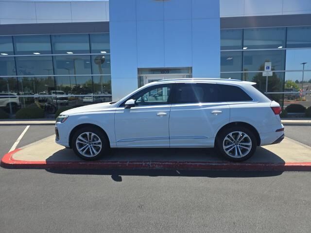 2025 Audi Q7 quattro Premium Plus 55 TFSI
