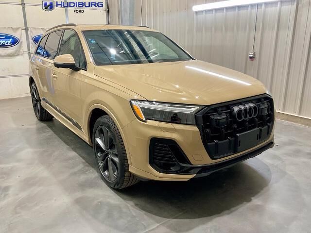 2025 Audi Q7 quattro Premium Plus 55 TFSI