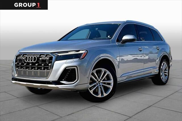 2025 Audi Q7 quattro Premium Plus 55 TFSI — photo 1 of 13