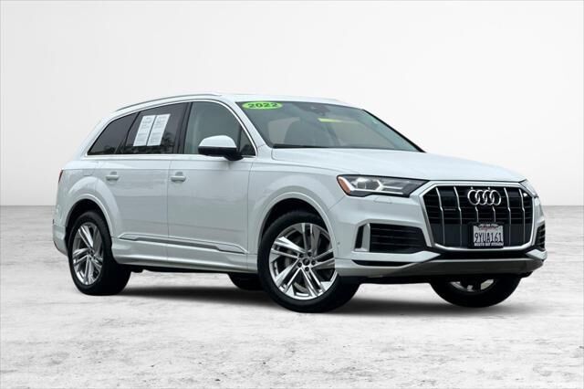 2022 Audi Q7 quattro Premium Plus 55 TFSI