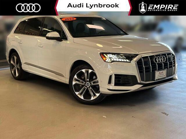 2022 Audi Q7 quattro Premium Plus 55 TFSI