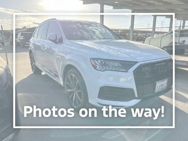 2023 Audi Q7 quattro Premium Plus 55 TFSI