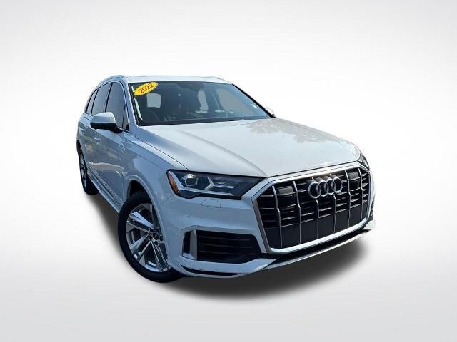 2022 Audi Q7 quattro Premium Plus 55 TFSI
