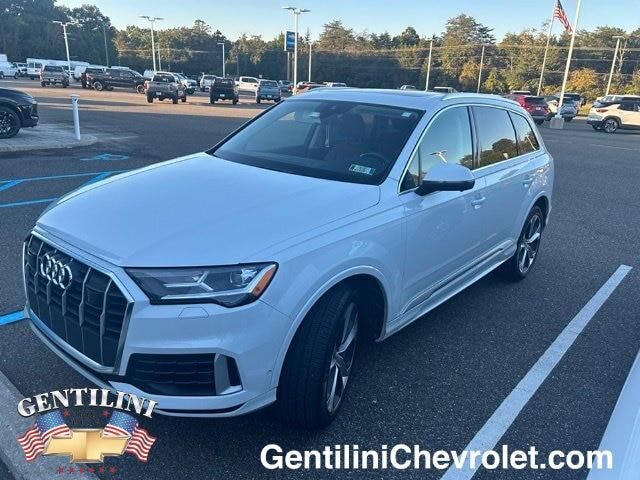 2023 Audi Q7 quattro Premium Plus 55 TFSI