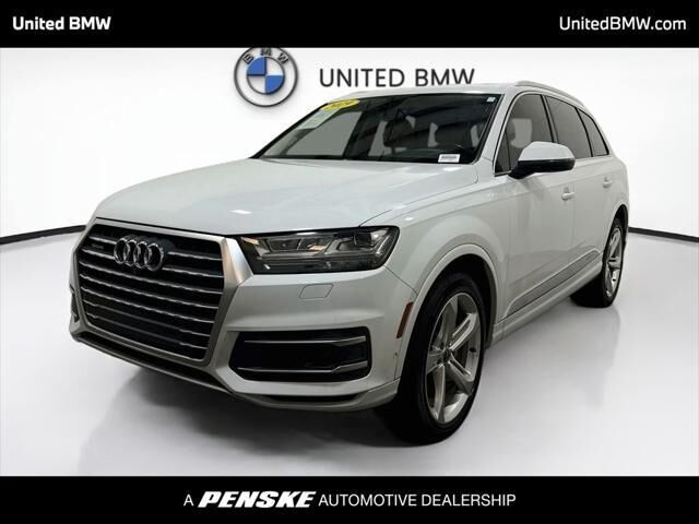 2019 Audi Q7 quattro Prestige 55 TFSI — photo 1 of 17