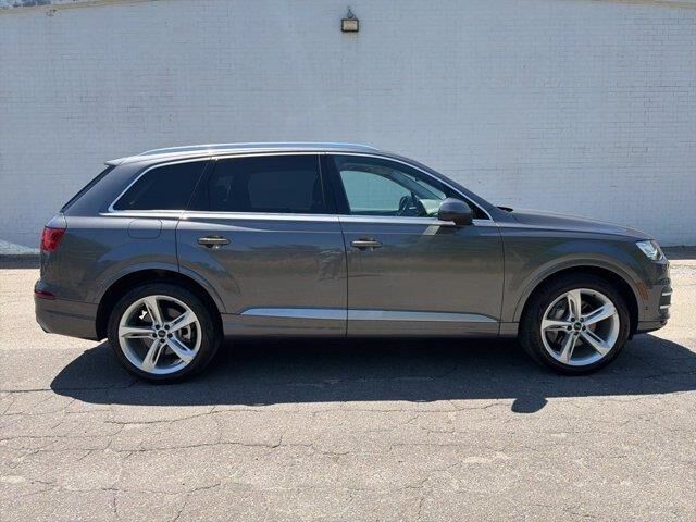 2019 Audi Q7 quattro Prestige 55 TFSI — photo 1 of 27