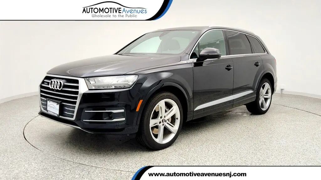 2019 Audi Q7 quattro Prestige 55 TFSI — photo 1 of 13