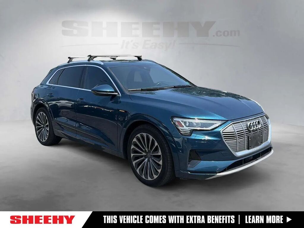 2019 Audi e-tron quattro Prestige — photo 1 of 49