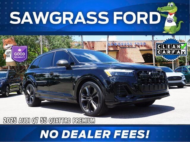2025 Audi Q7 quattro Prestige 55 TFSI — photo 1 of 11