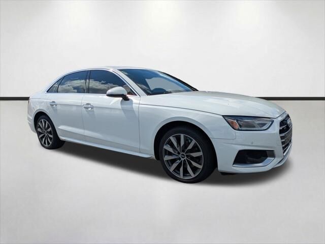 2022 Audi A4 quattro Premium 40 TFSI