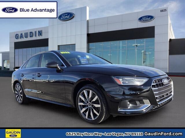 2022 Audi A4 quattro Premium 40 TFSI