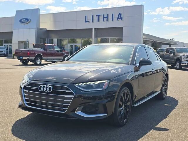2022 Audi A4 quattro Premium Plus 40 TFSI — photo 1 of 13