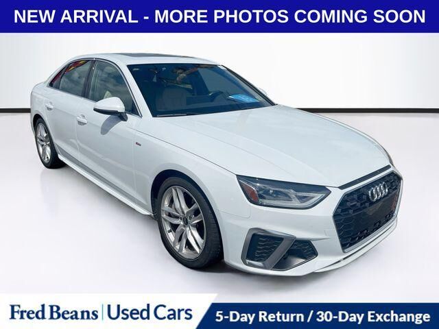 2022 Audi A4 quattro S line Premium 45 TFSI