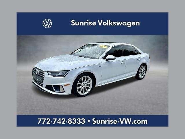 2019 Audi A4 quattro Premium Plus 45 TFSI