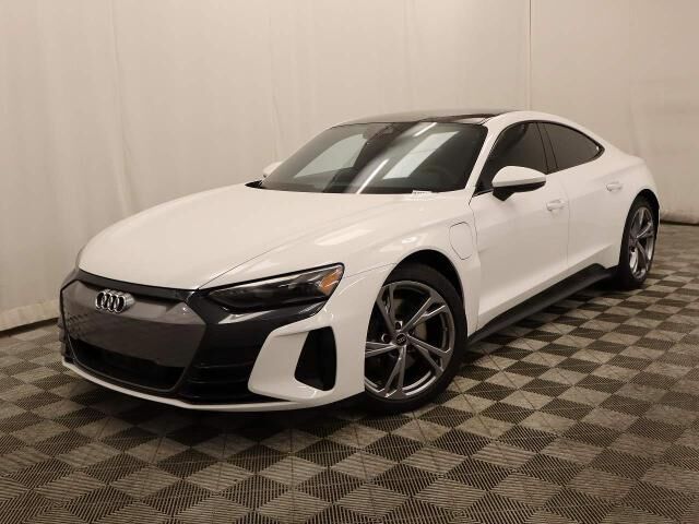 2022 Audi e-tron GT quattro Premium Plus
