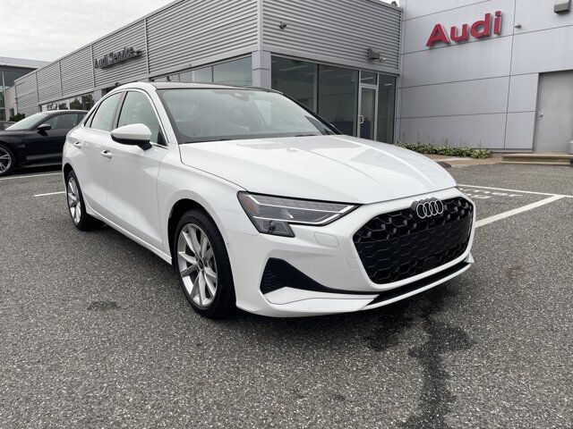 2025 Audi A3 PREMIUM