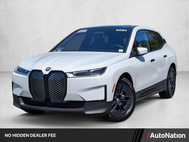 2024 BMW iX xDrive50 — photo 1 of 13