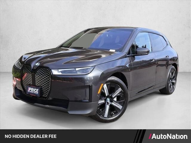 2024 BMW iX xDrive50 — photo 1 of 13