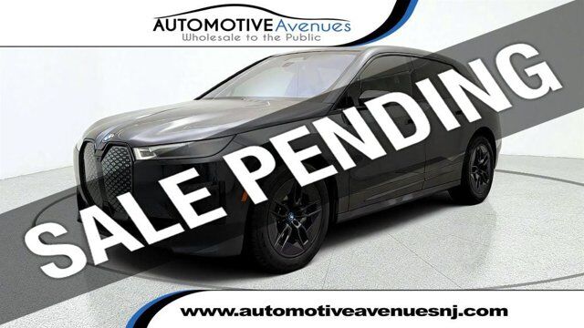 2024 BMW iX xDrive50 — photo 1 of 2