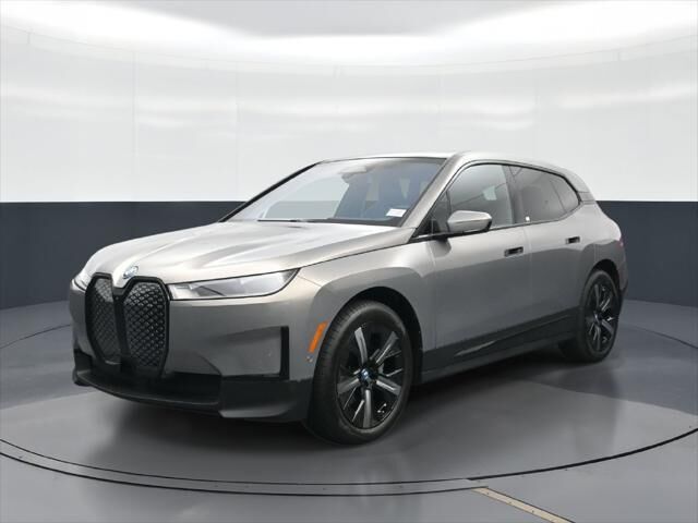 2024 BMW iX xDrive50 — photo 1 of 13