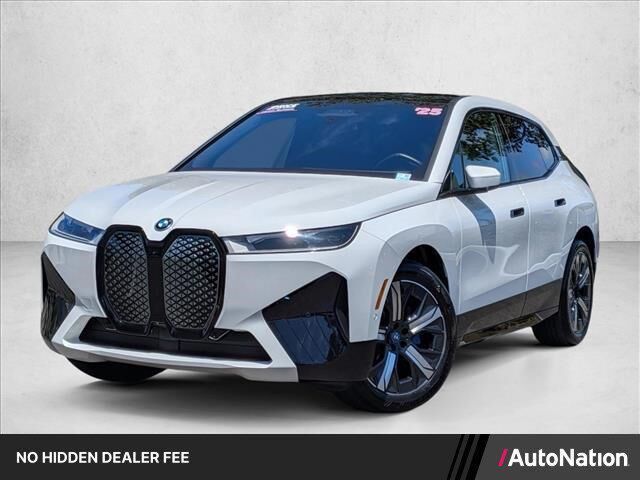 2025 BMW iX xDrive50 — photo 1 of 13