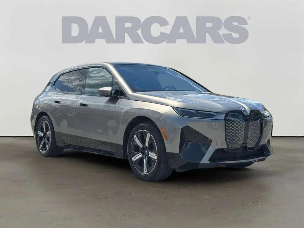 2023 BMW iX xDrive50 — photo 1 of 23