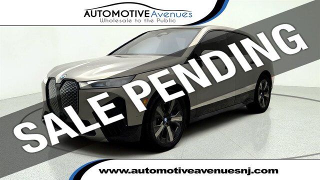 2025 BMW iX xDrive50