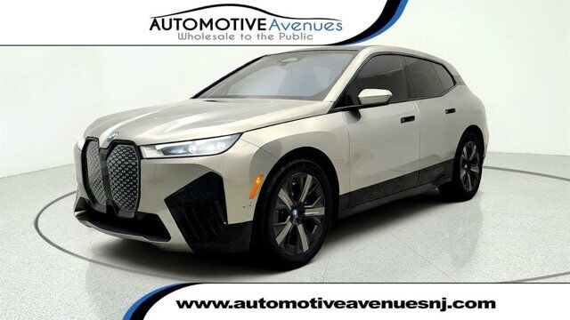 2025 BMW iX xDrive50