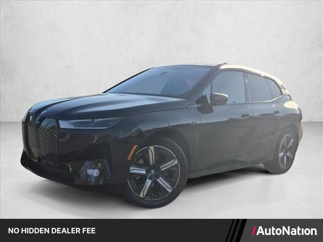2024 BMW iX xDrive50 — photo 1 of 13