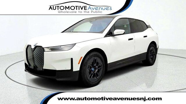 2025 BMW iX xDrive50